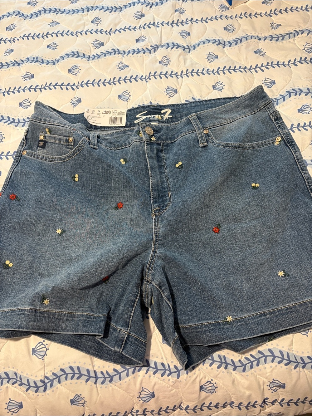 Seven7 Denim Jean Shorts with Multicolor Floral Embroidery